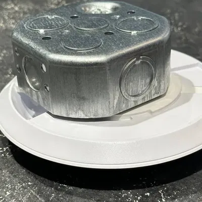 Giá đỡ hộp octagon tương thích với Ubiquiti u6+ và u6-lite