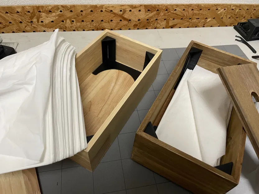 Khung đỡ nắp hộp giấy ăn thời trang - Image 1