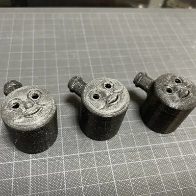 Nắp chai Thomas có ống khói hoạt động