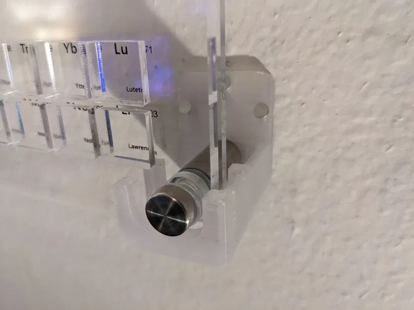 Giá đỡ treo tường bảng tuần hoàn Luciteria 10mm - Image 1