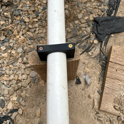 Giá đỡ ống PVC 1.5 inch cho máy bơm hồ bơi