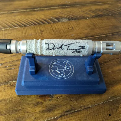 Giá đỡ cho máy khoan âm thanh của bác sĩ thứ mười bốn