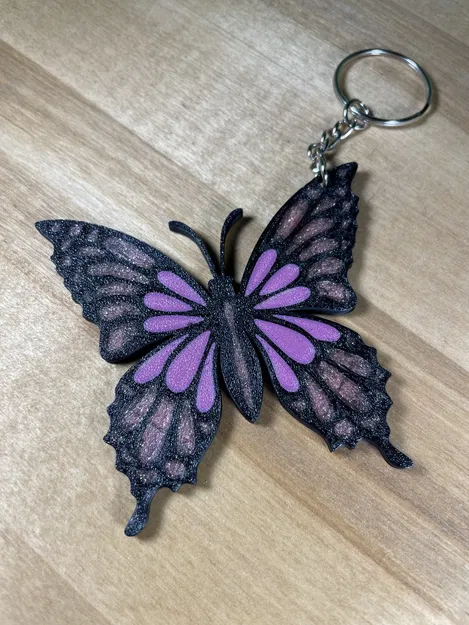 Móc chìa khóa hình bướm nhiều màu sắc - Image 1
