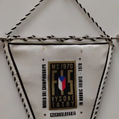 Móc treo nhẹ cho bộ sưu tập đồ trang trí