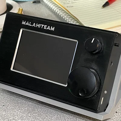 Giá đỡ radio Malahit DSP2 cho máy in 3D