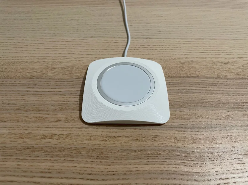 Giá đỡ Magsafe hình vuông tối giản - Image 1