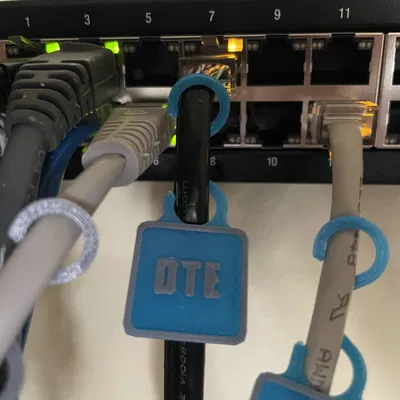 Thẻ cáp tùy chỉnh với văn bản có thể chỉnh sửa