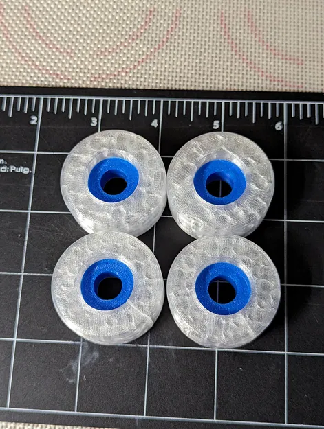 Lốp và bánh xe cho ô tô đồ chơi - Image 1