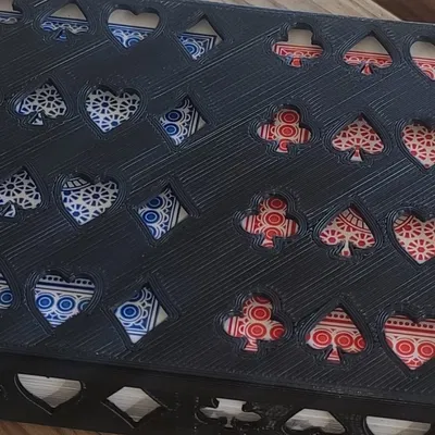 Hộp đựng thẻ chơi đơn giản