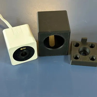 Giá đỡ camera Wyze OG bằng thép 56 inch