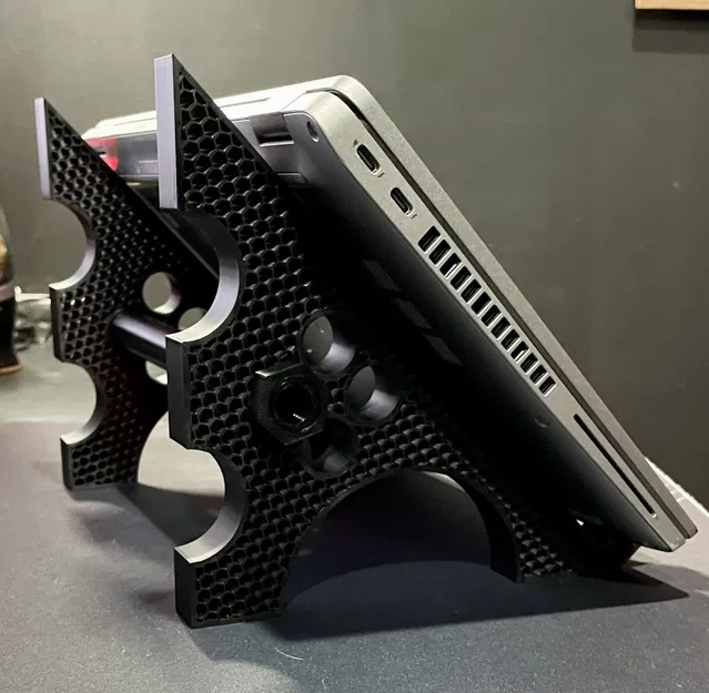 Giá đỡ laptop với kết nối và đai khóa - Image 1