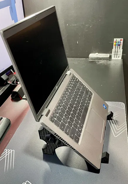 Giá đỡ laptop với kết nối và đai khóa - Image 3