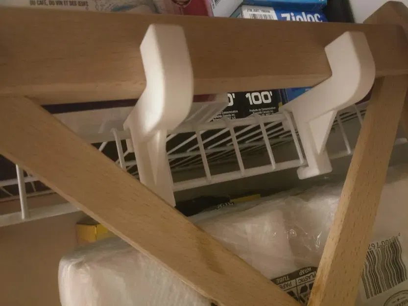 Giá đỡ thang gỗ Ikea cho hệ thống tủ quần áo dây - Image 1