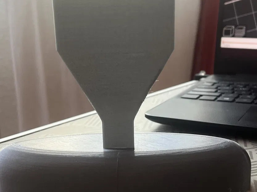 Giá đỡ cho huy hiệu Atletico de Madrid ở tỷ lệ 65% - Image 3