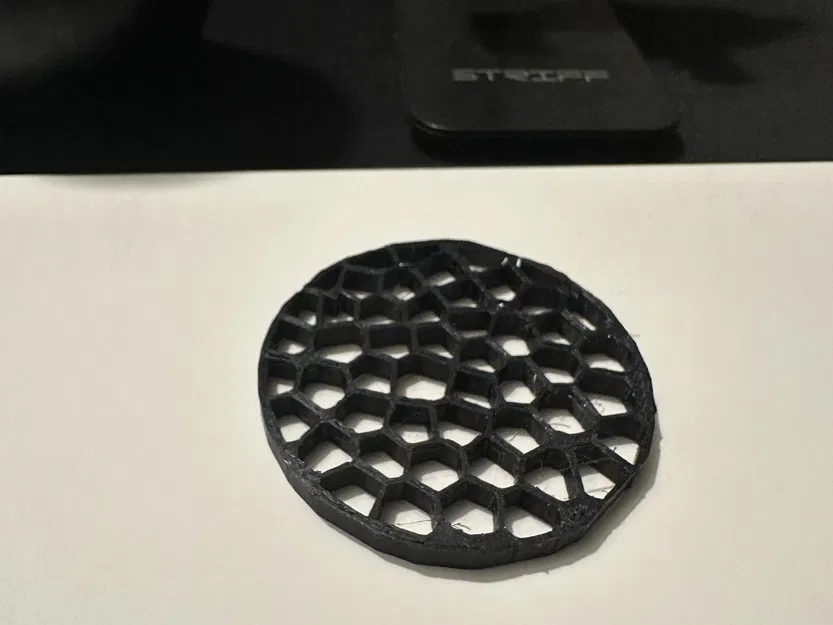 Giá đỡ ly họa tiết Voronoi - Image 1