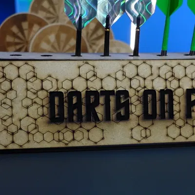 Giá đỡ phi tiêu cho 12 phi tiêu - kết hợp máy cắt laser và in 3D