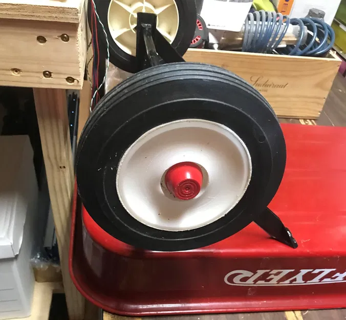 Trung tâm bánh xe thay thế cho xe đẩy Radio Flyer đỏ - Image 1