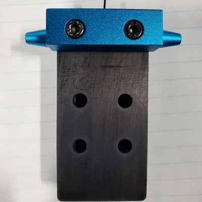 Giá đỡ Anycubic Predator với tấm chuyển đổi một bộ lắp ráp và khoảng cách động cơ để hoàn thành nâng cấp sau khi lắp đặt đường ray tuyến tính.