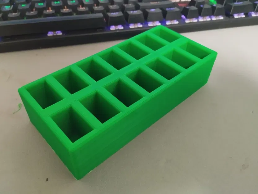 Giá đỡ bật lửa tiện dụng cho gia đình - Image 1