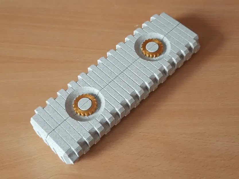 Hộp bút thiết kế bảo vệ chắc chắn với khóa an toàn - Image 1