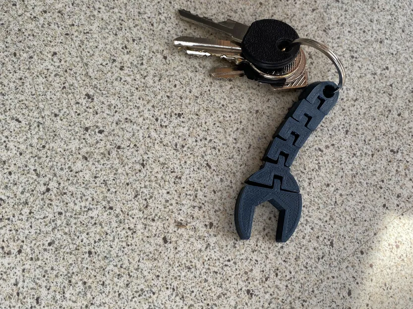 Móc khóa cờ lê linh hoạt - Image 1