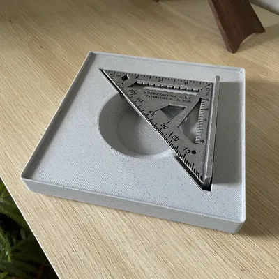 Giá đỡ vuông tốc độ Gridfinity 4.5" cho công cụ đo lường