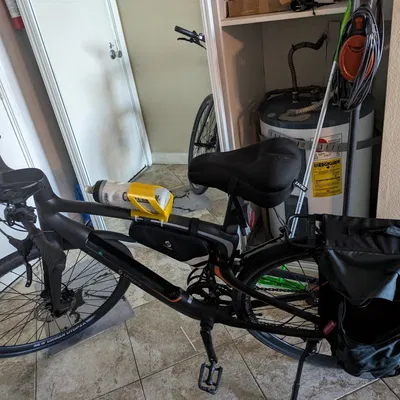 Giá đỡ chai nước cho xe đạp Urtopia Carbon One