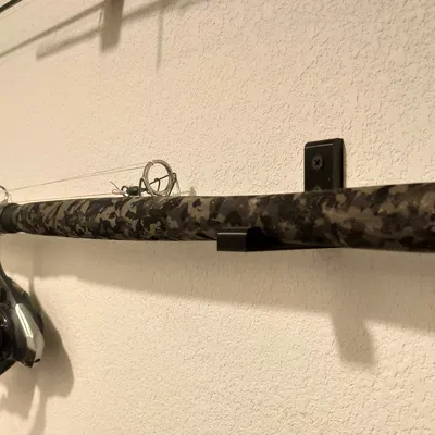 Giá đỡ tường cho cần câu cá silure với máy cuốn lớn