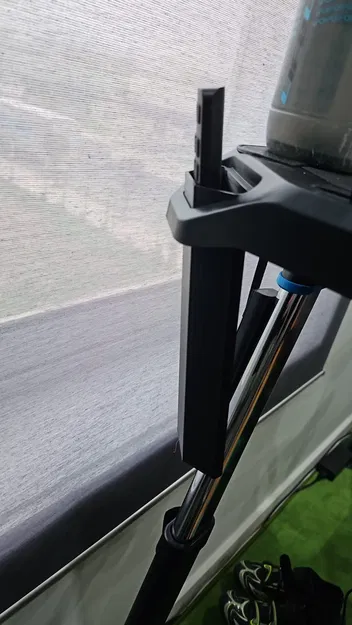 Bàn làm việc Wahoo Kickr với tính năng hỗ trợ từ xa - Image 1