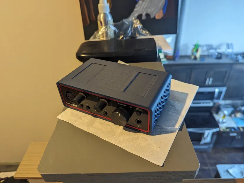 Giá đỡ để bàn cho Focusrite Scarlett Solo - Image 1