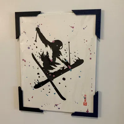 Góc khung tranh treo nghệ thuật bằng dải dính Command