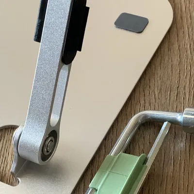 Giá đỡ laptop với kệ lưu trữ dụng cụ Aliexpress