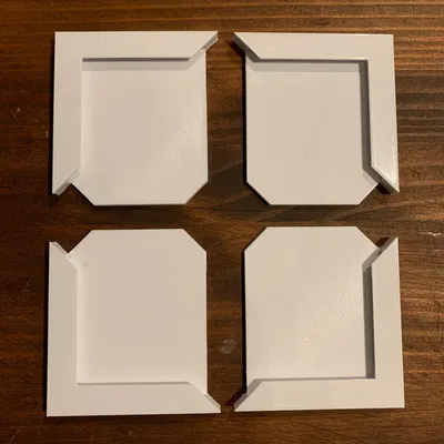 Góc khung tranh treo nghệ thuật bằng dải dính Command