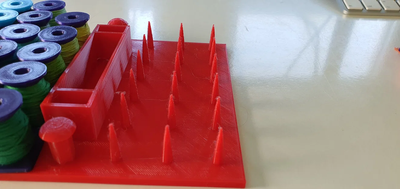 Giá đỡ cuộn chỉ đa năng cho hộp in 3D - Image 3