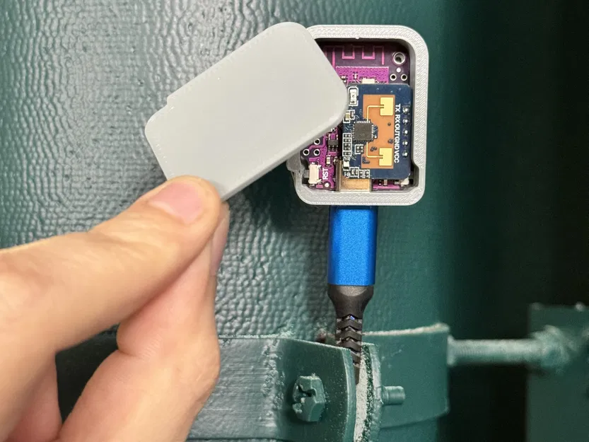 Boitier cảm biến chuyển động Wemos S2 mini LD2410c - Image 1