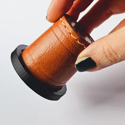 Nắp cho cốc xúc xắc nhỏ