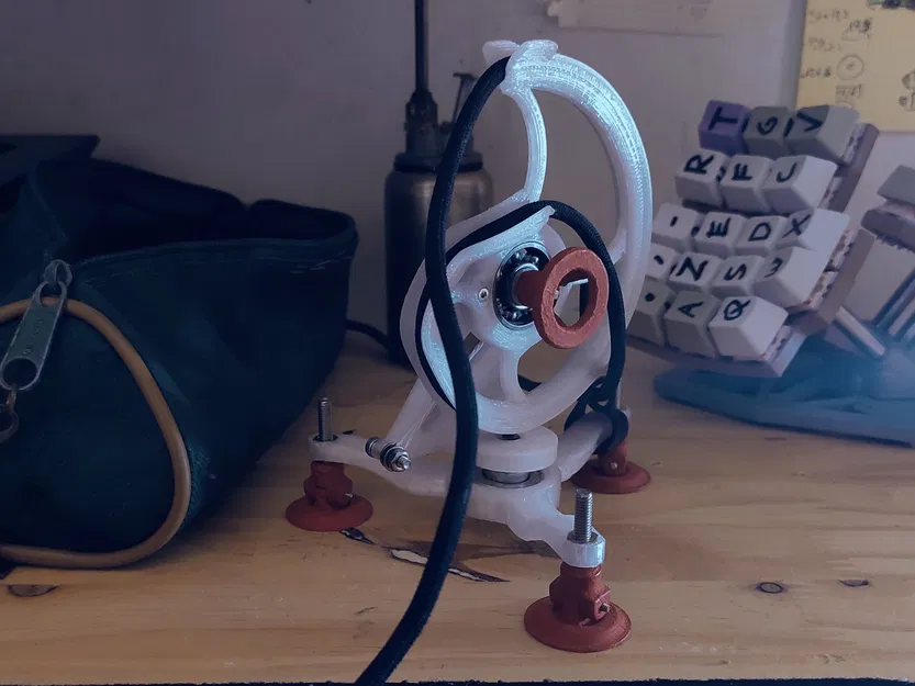 Giá đỡ chuột bungee Rick Sanchez độc đáo - Image 1