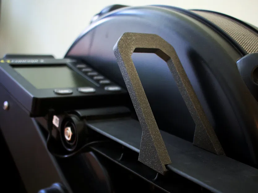 Giá đỡ thiết bị di động cho máy chèo trong nhà Concept2 Model D - Image 1