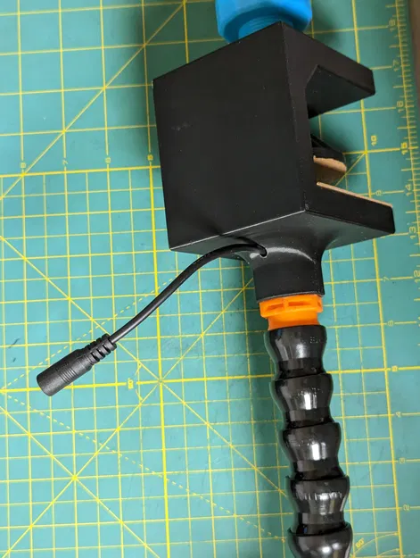 Kẹp với ren NPT 3/4" cho bộ chuyển đổi Loc-Line - Image 2