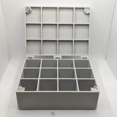 Hộp có bản lề điều chỉnh với ngăn chia và khóa từ tính