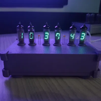 Đồng hồ VFD IV-3A thiết kế độc đáo làm quà tặng