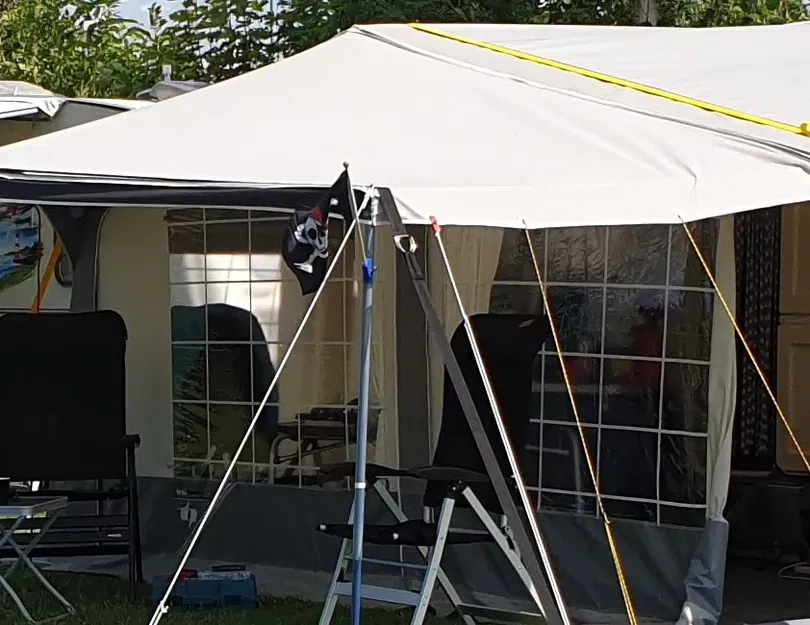 Giá đỡ cờ cho cột trước của lều cắm trại - Image 1