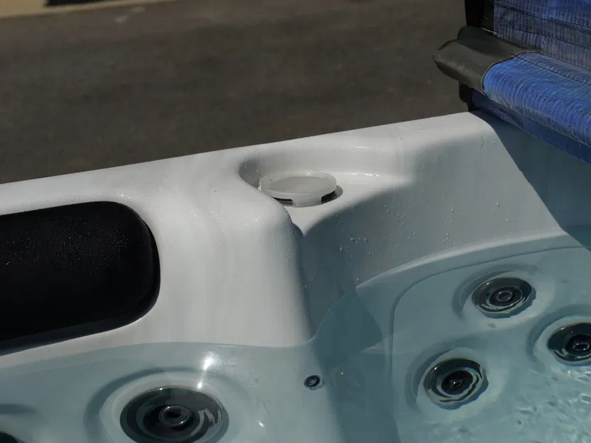 Giá đỡ đồ uống cho đèn Balboa trong bồn tắm SPA - Image 1