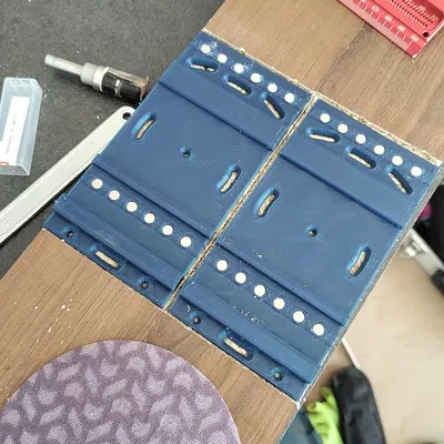 Giá đỡ cho cưa tròn Bosch trên ray FSN