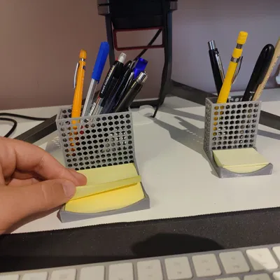Giá đỡ bút và bút chì cho ghi chú Post-it