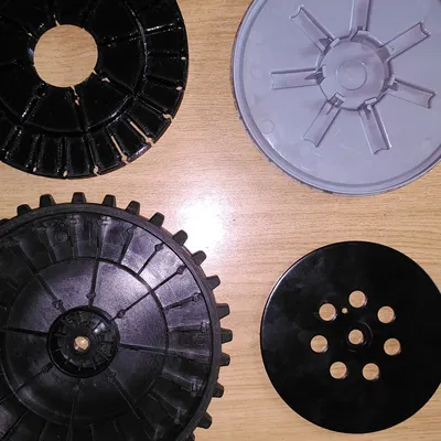 Trọng lượng bánh xe YardForce Classic 500 để tăng độ bám đường