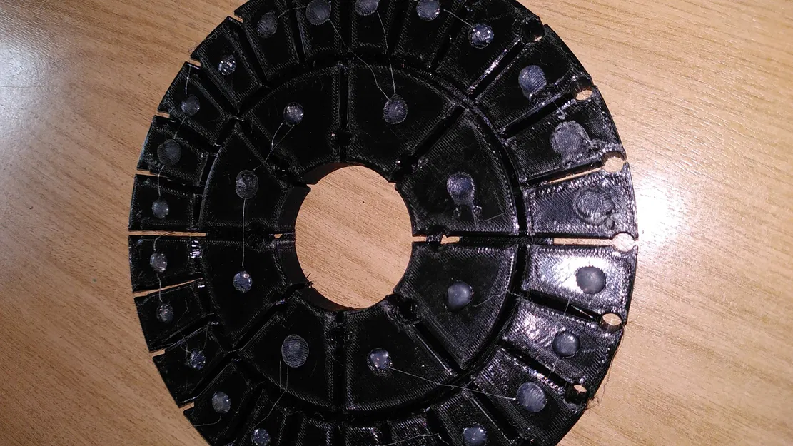 Trọng lượng bánh xe YardForce Classic 500 để tăng độ bám đường - Image 6