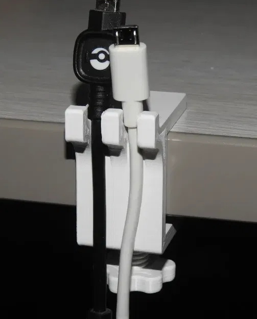 Giá đỡ cáp USB gắn bàn làm việc 2 cổng - Image 2