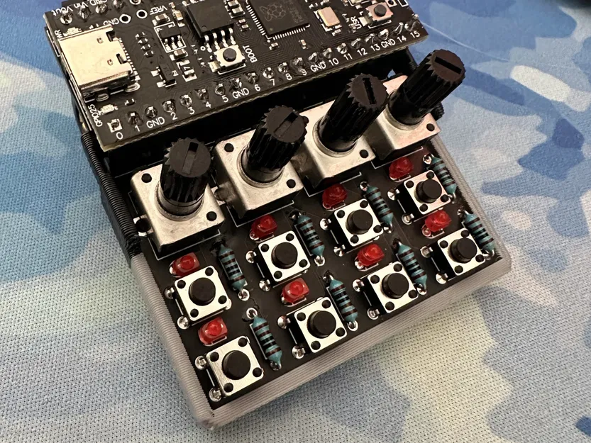 Nắp lưng cho bộ dụng cụ DIY Pikocore - Image 2