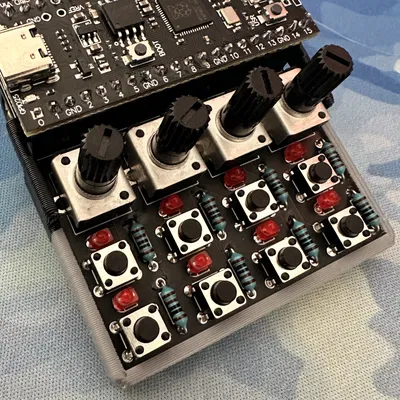 Nắp lưng cho bộ dụng cụ DIY Pikocore